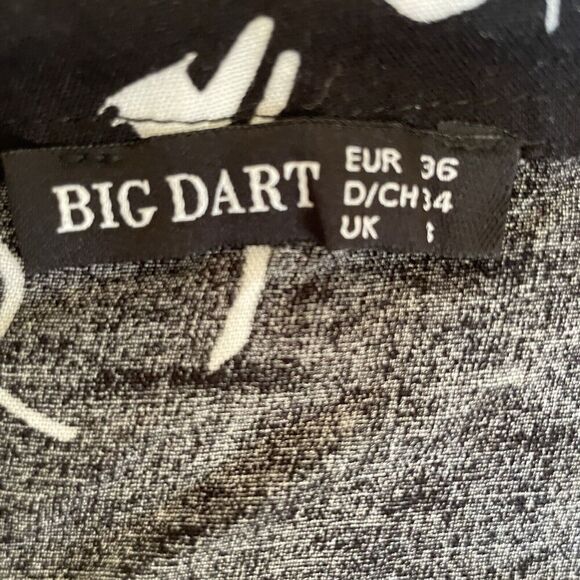 Big‎ Dart Womens Top Blouse Size EUR 36 (S) Black Button Up Collared Long Sleeve - Picture 4 of 5